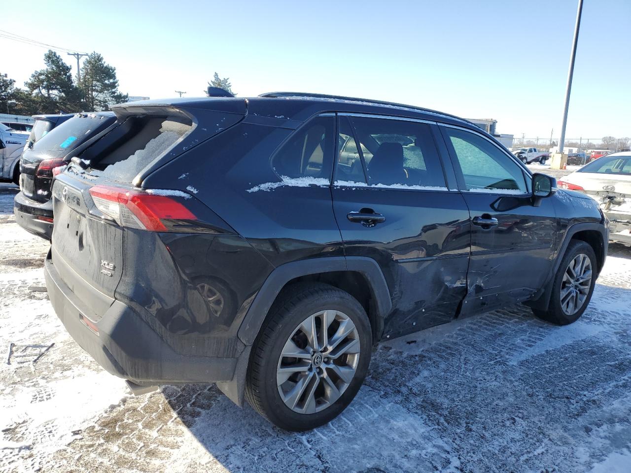 2020 Toyota RAV 4 - Image 3