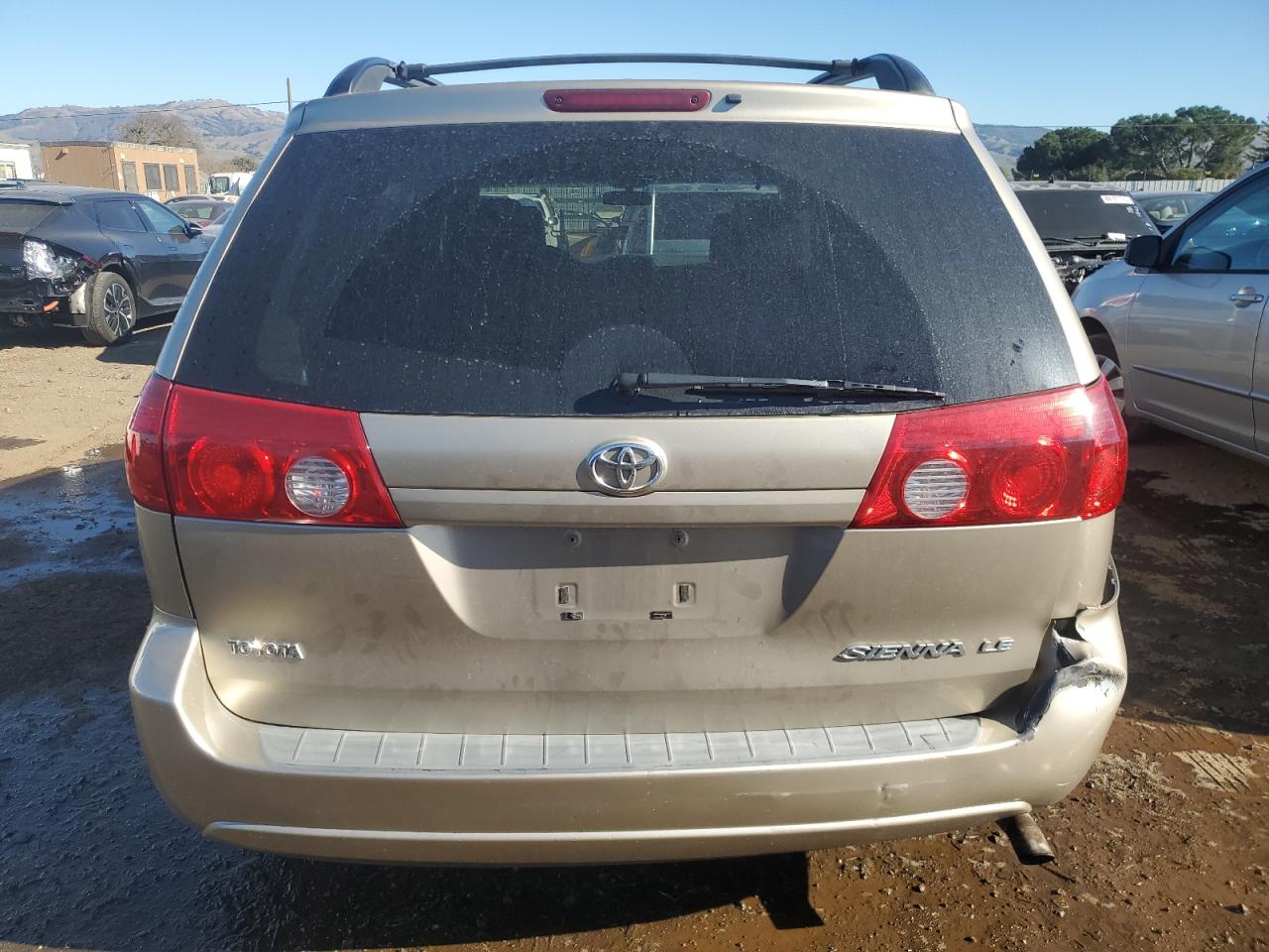2006 Toyota Sienna - Image 6