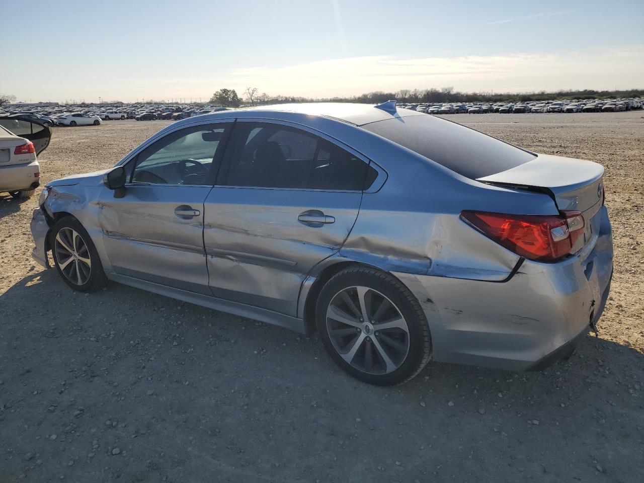 2018 Subaru Legacy - Image 2