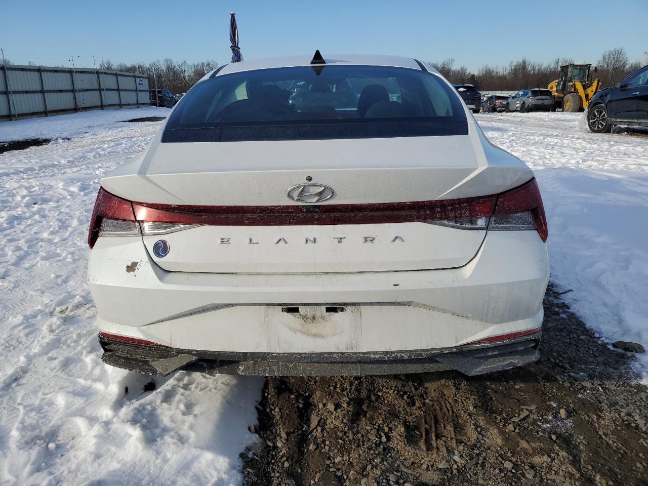 2021 Hyundai Elantra - Image 6