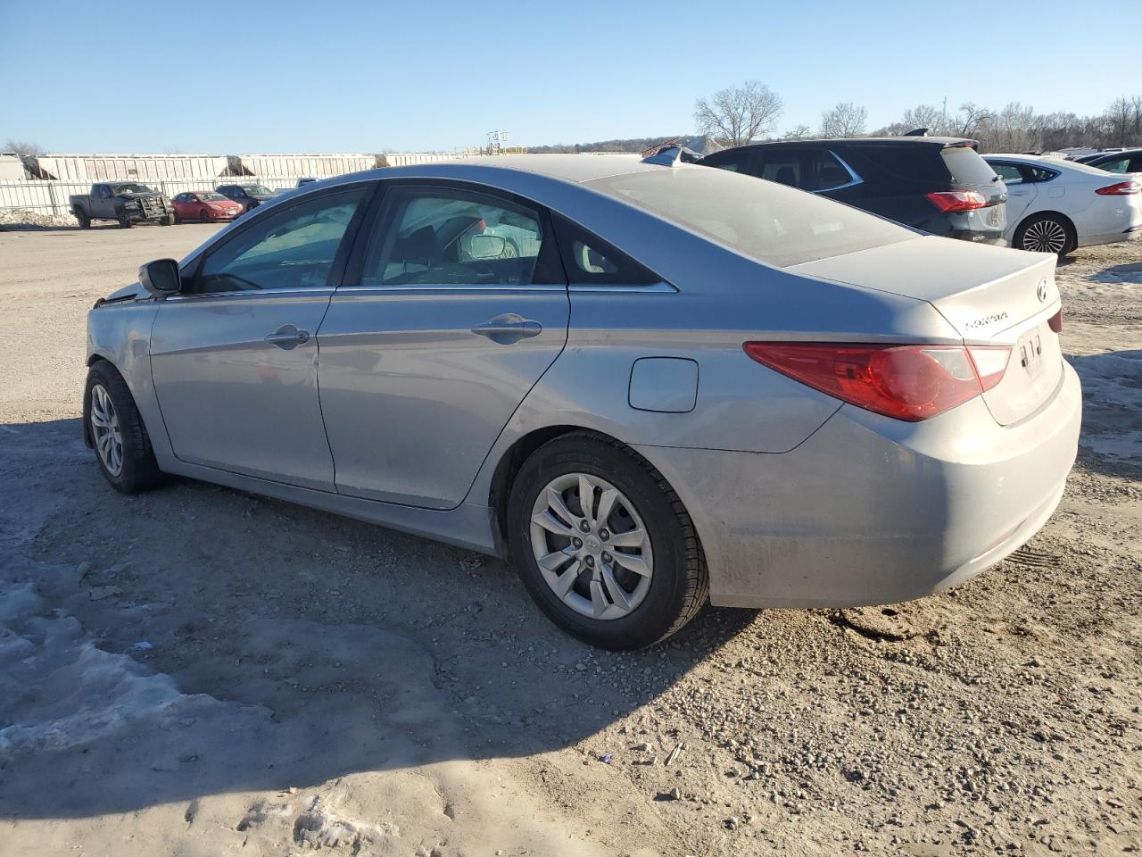 2012 Hyundai Sonata - Image 2