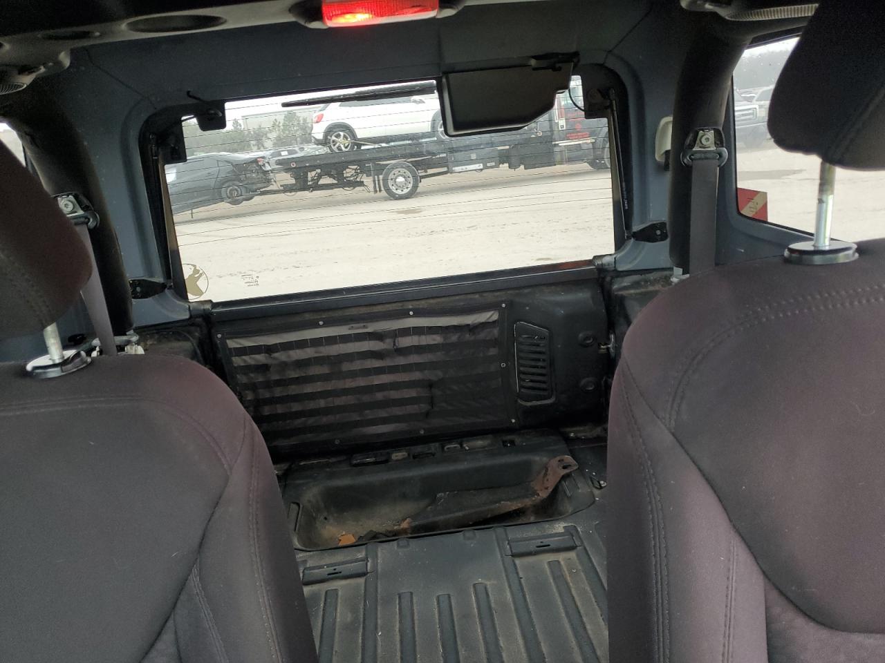 2013 Jeep Wrangler - Image 10