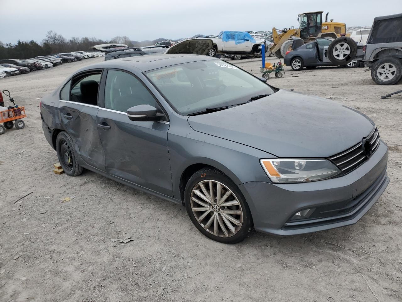 2015 Volkswagen Jetta - Image 4