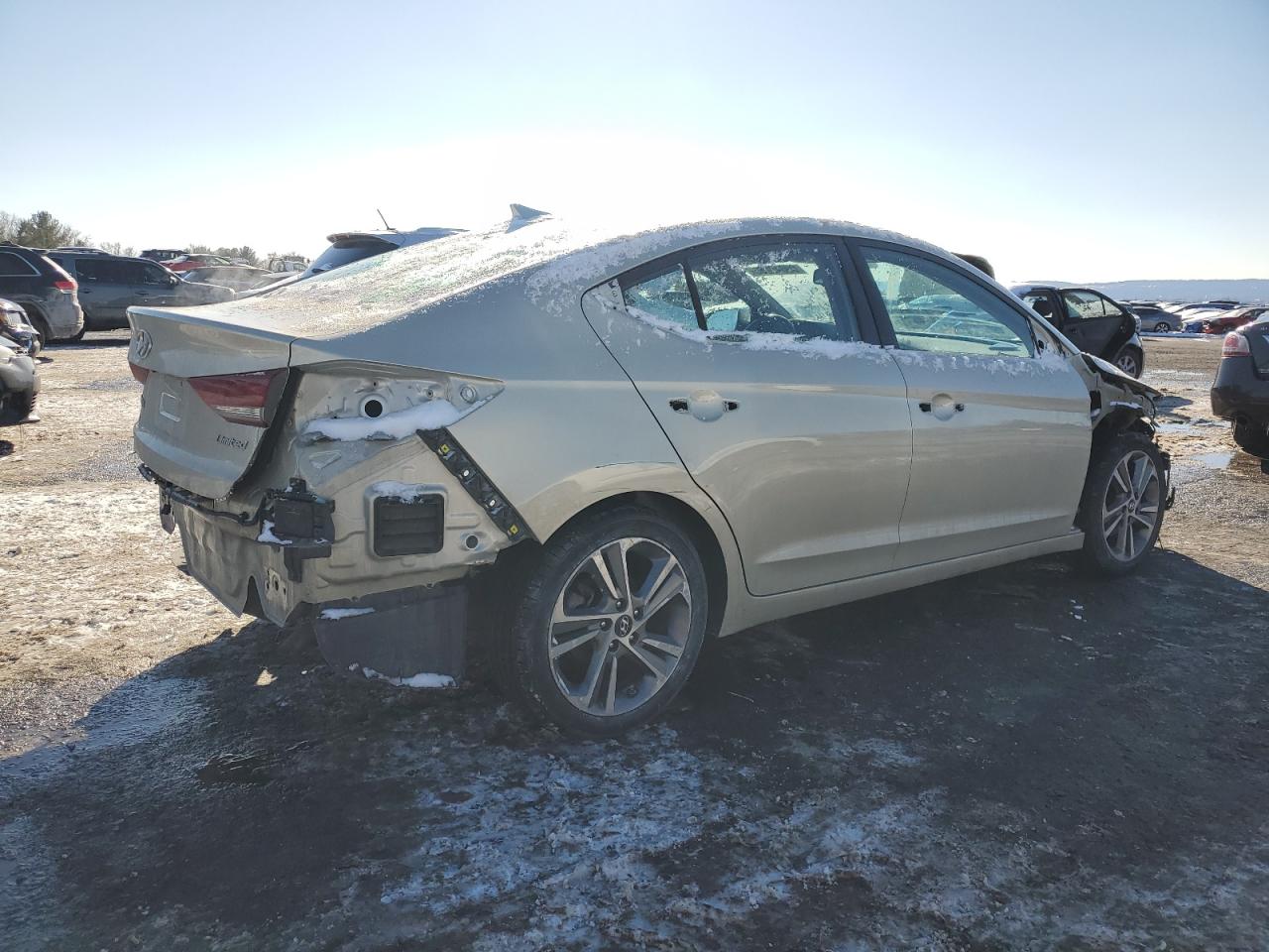 2017 Hyundai Elantra - Image 3