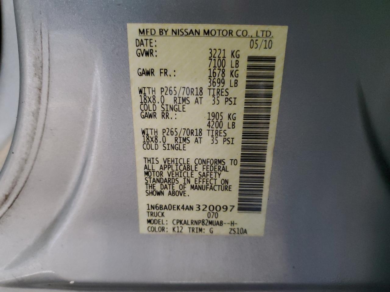 2010 Nissan Titan - Image 12