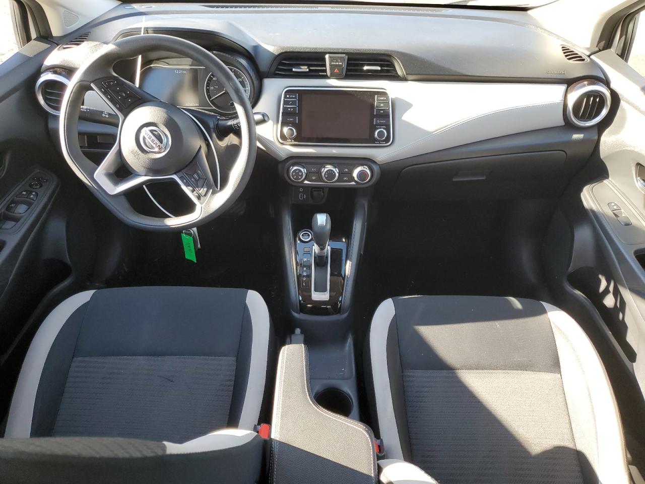 2020 Nissan Versa - Image 8