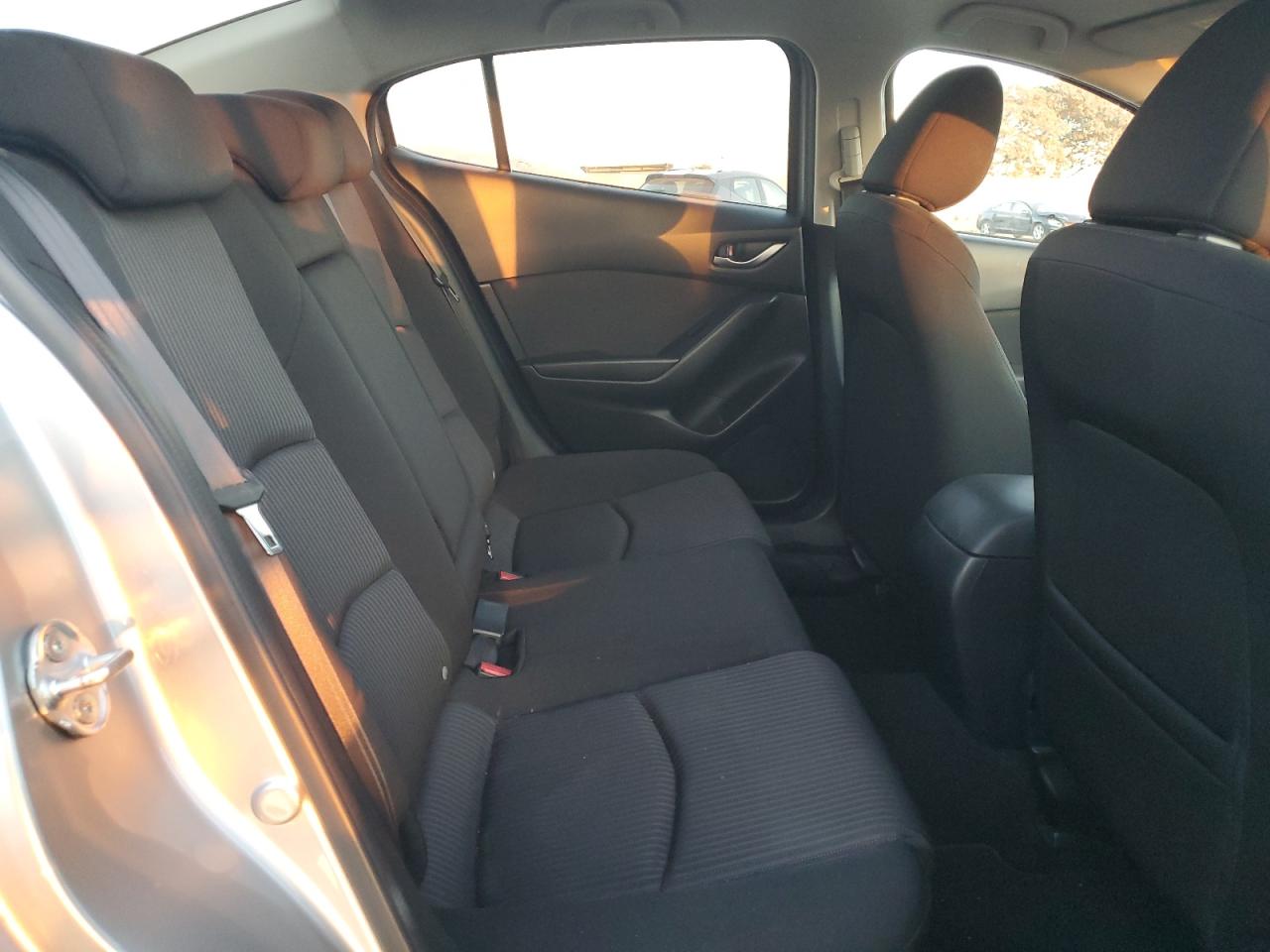 2014 Mazda 3 - Image 10