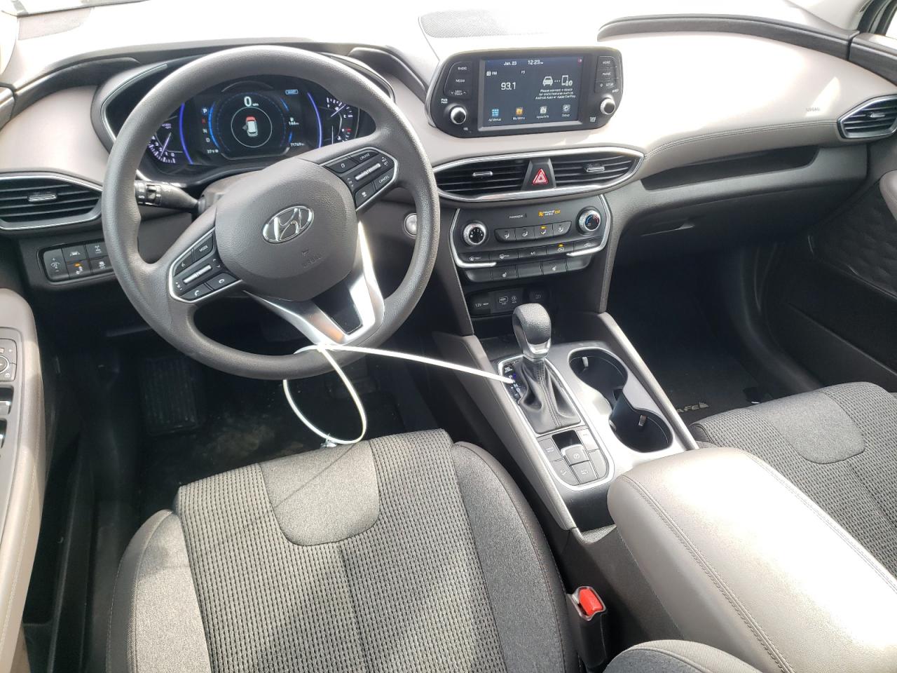 2020 Hyundai Santa Fe - Image 8