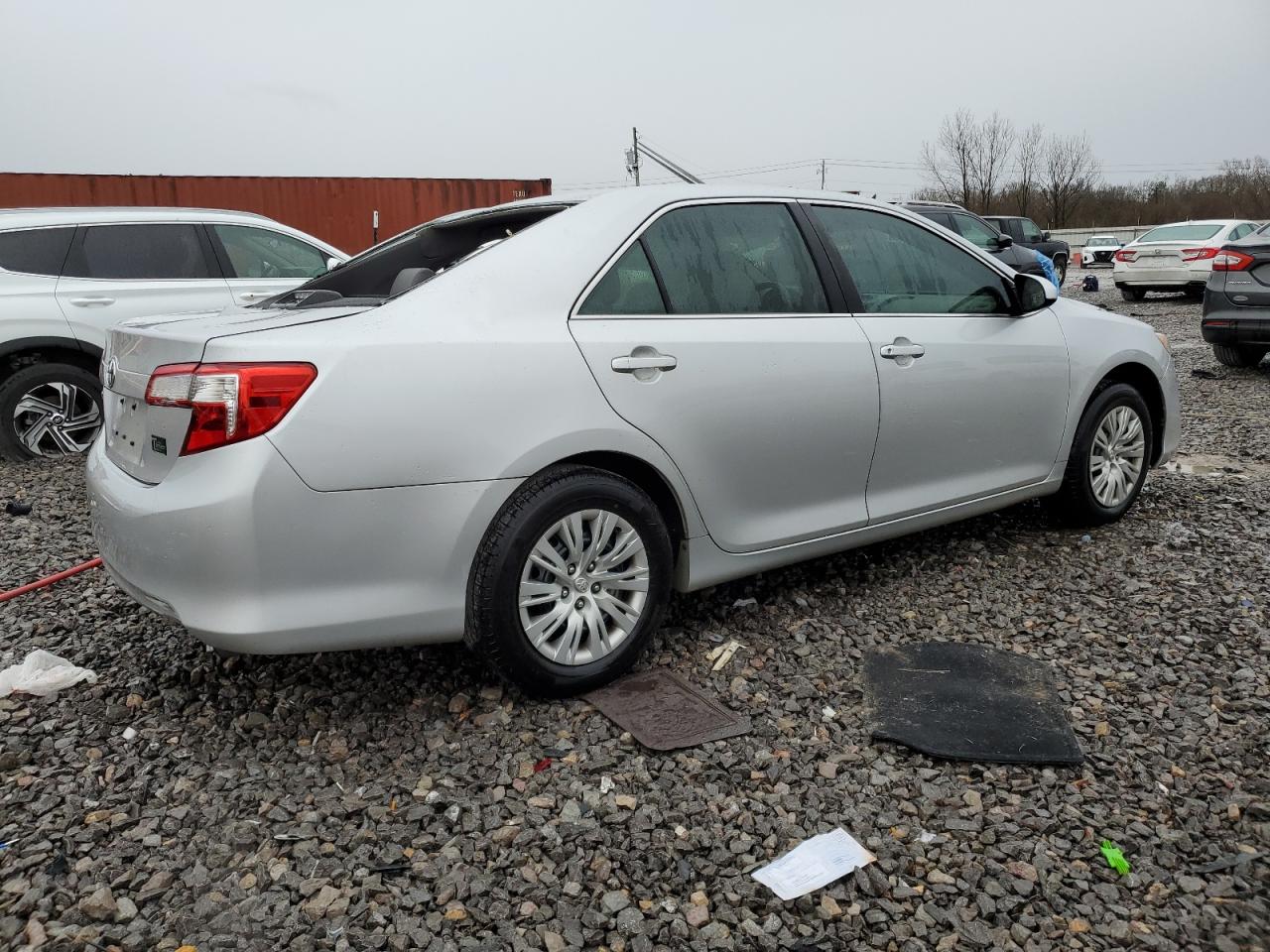 2014 Toyota Camry - Image 3