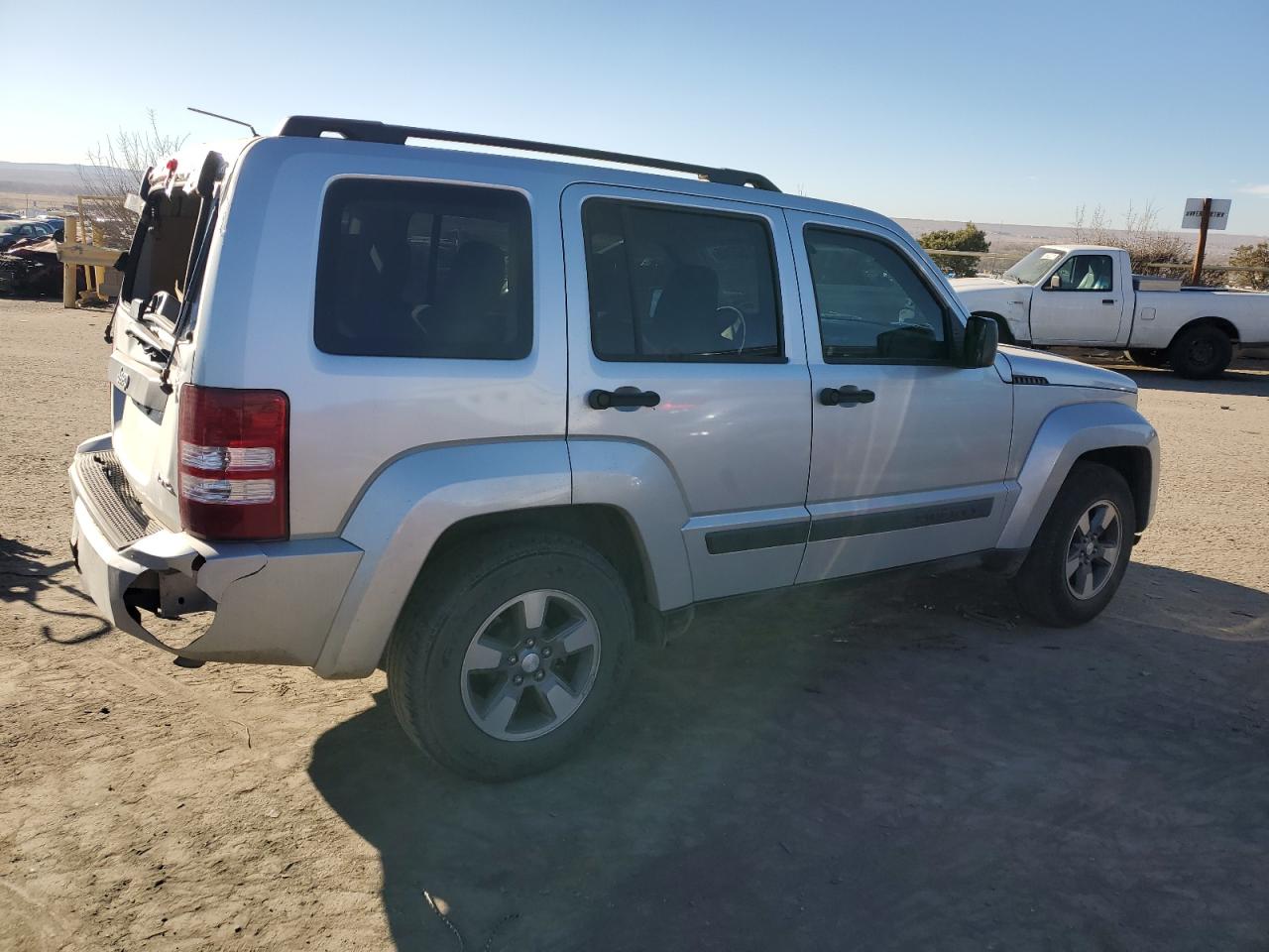 2008 Jeep Liberty (North America) - Image 3