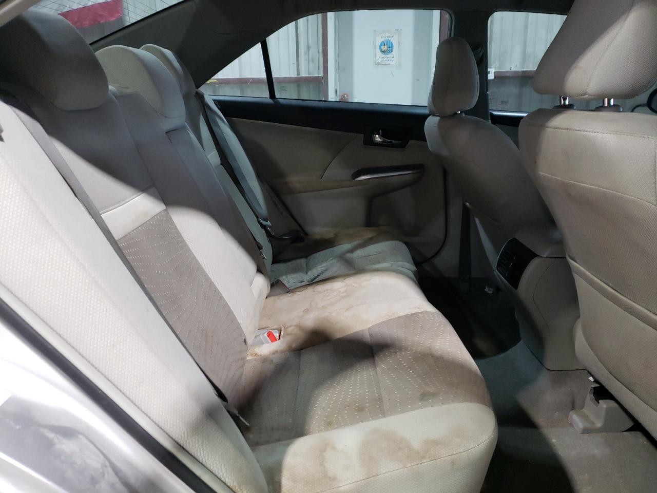 2012 Toyota Camry - Image 10