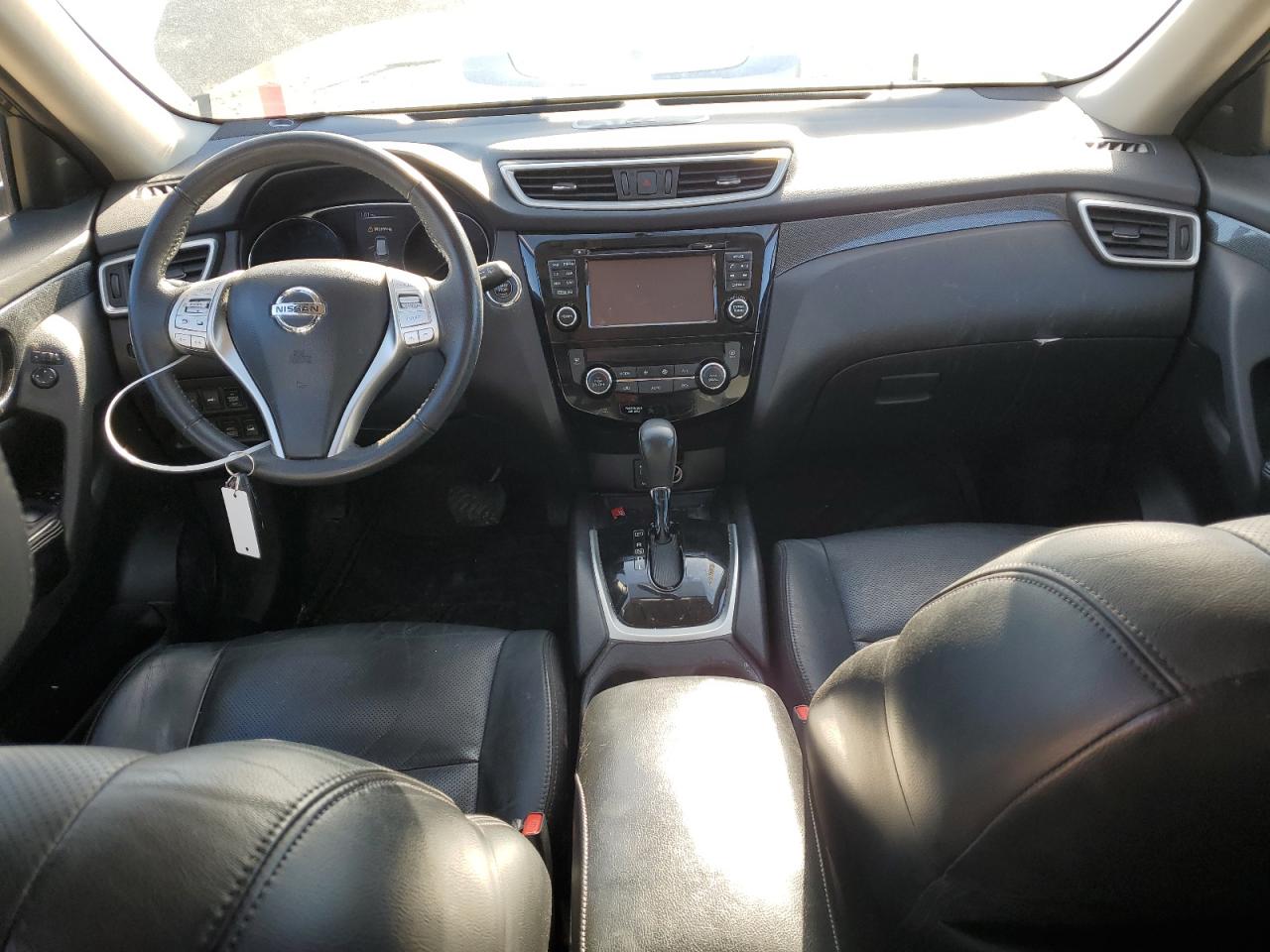2015 Nissan Rogue - Image 8