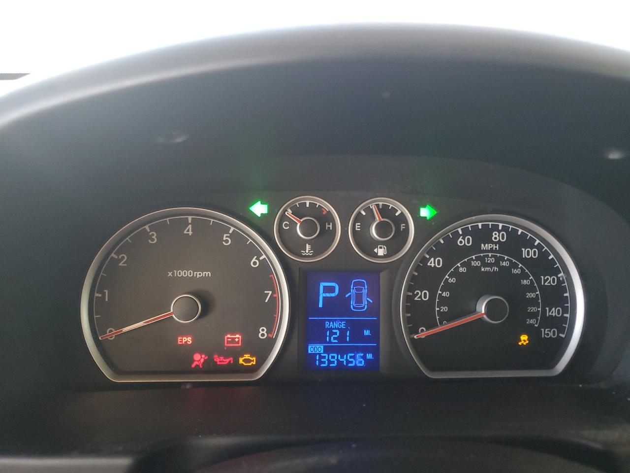2012 Hyundai Elantra - Image 9