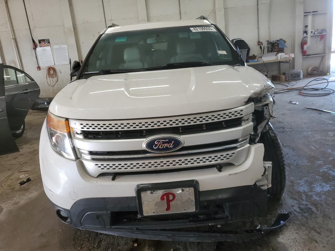 2013 Ford Explorer - Image 5