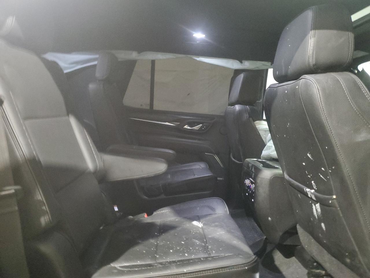 2021 GMC Yukon - Image 12