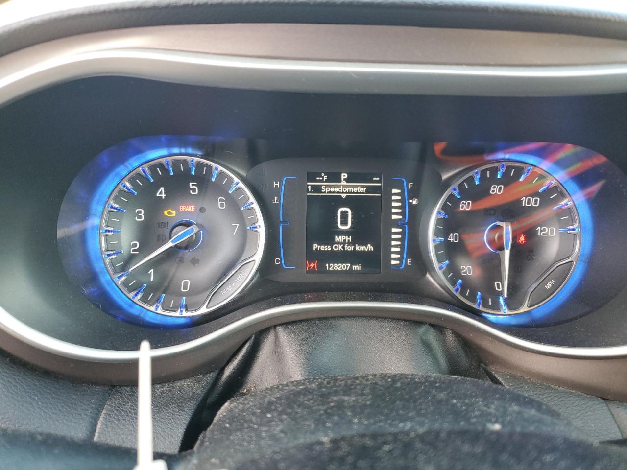 2019 Chrysler Pacifica - Image 9