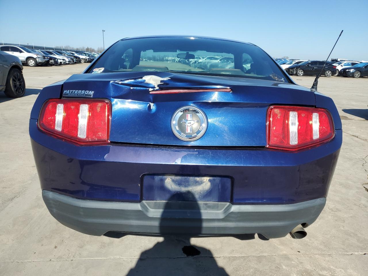 2010 Ford Mustang - Image 6