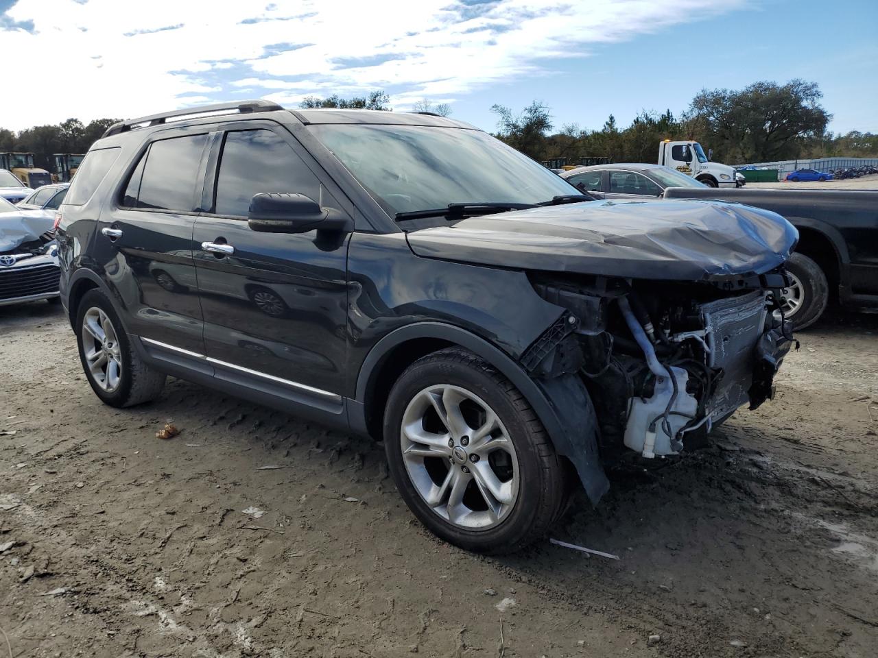 2011 Ford Explorer - Image 4