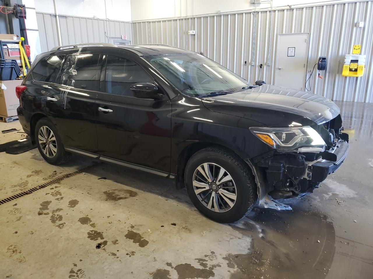2020 Nissan Pathfinder - Image 4