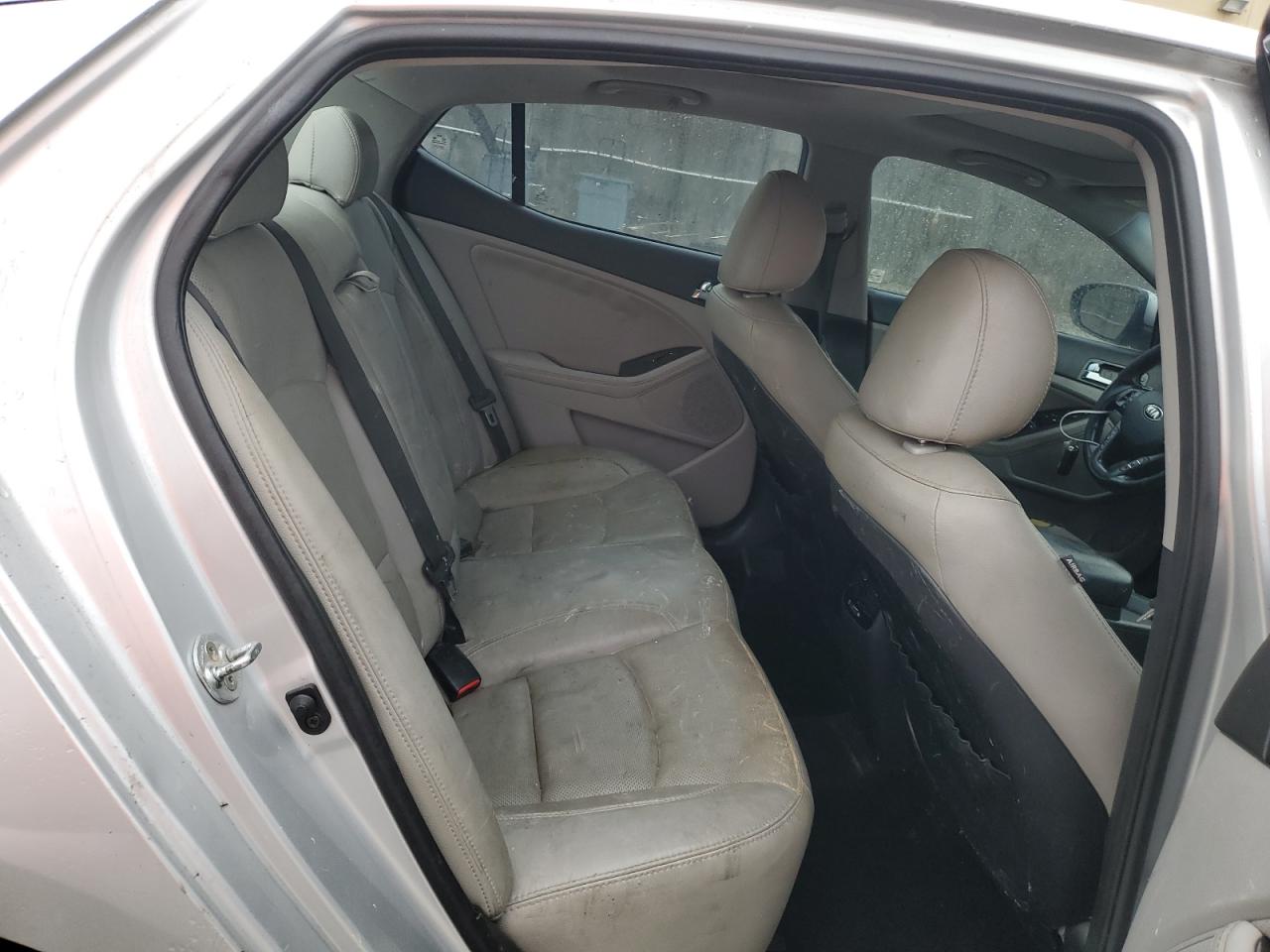 2013 Kia Optima - Image 10