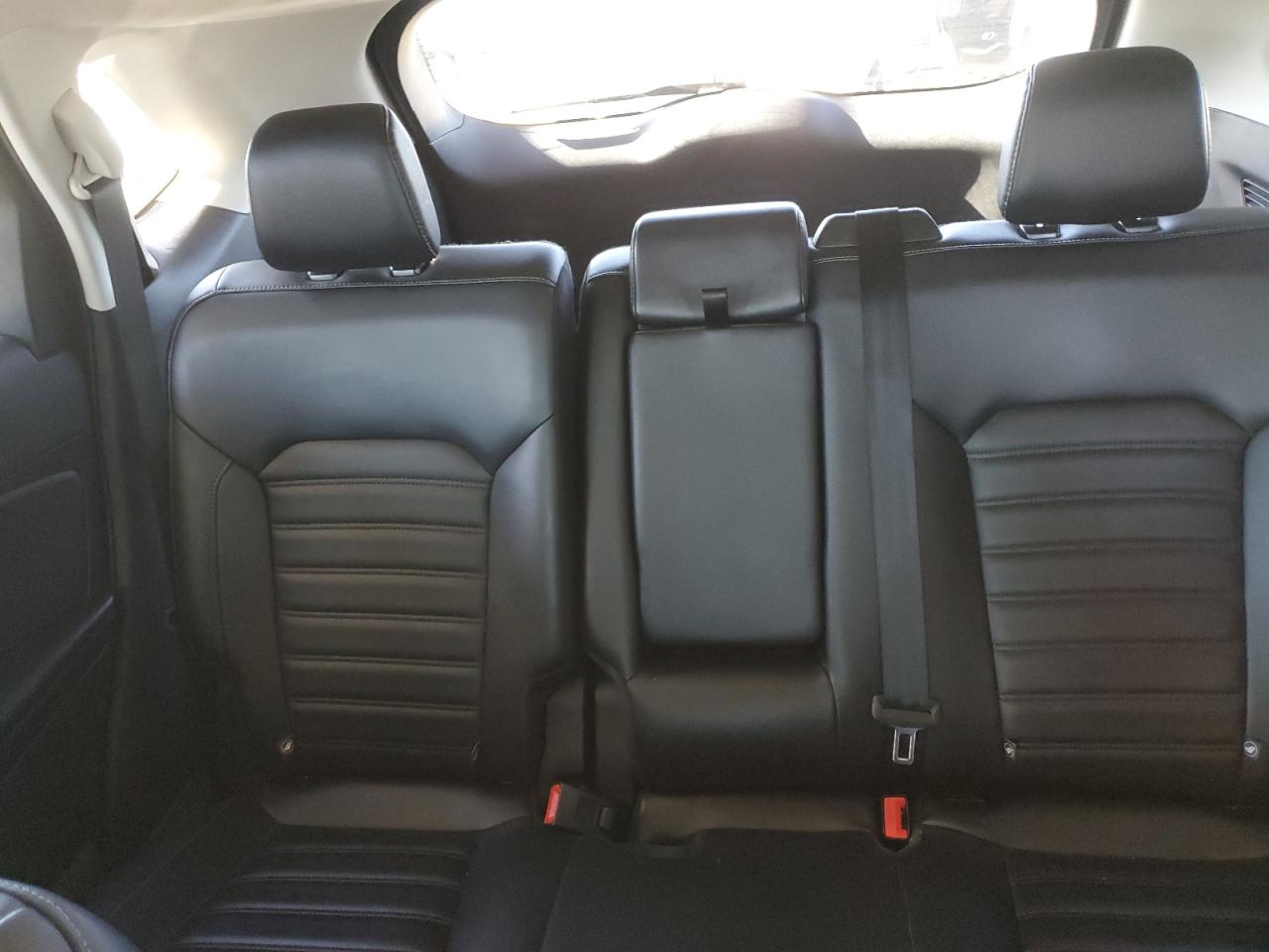 2023 Ford Edge - Image 10