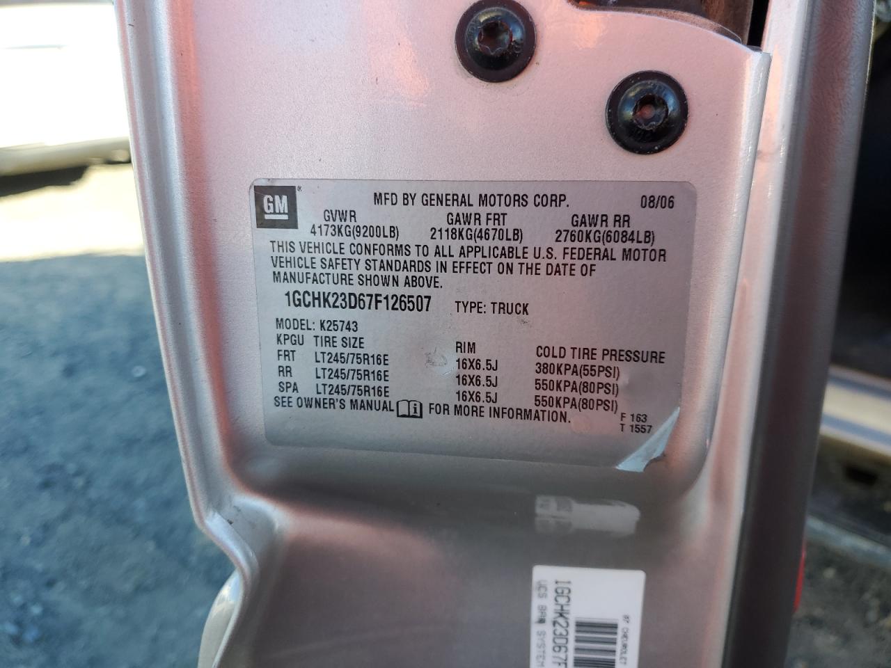 2007 Chevrolet Silverado - Image 13