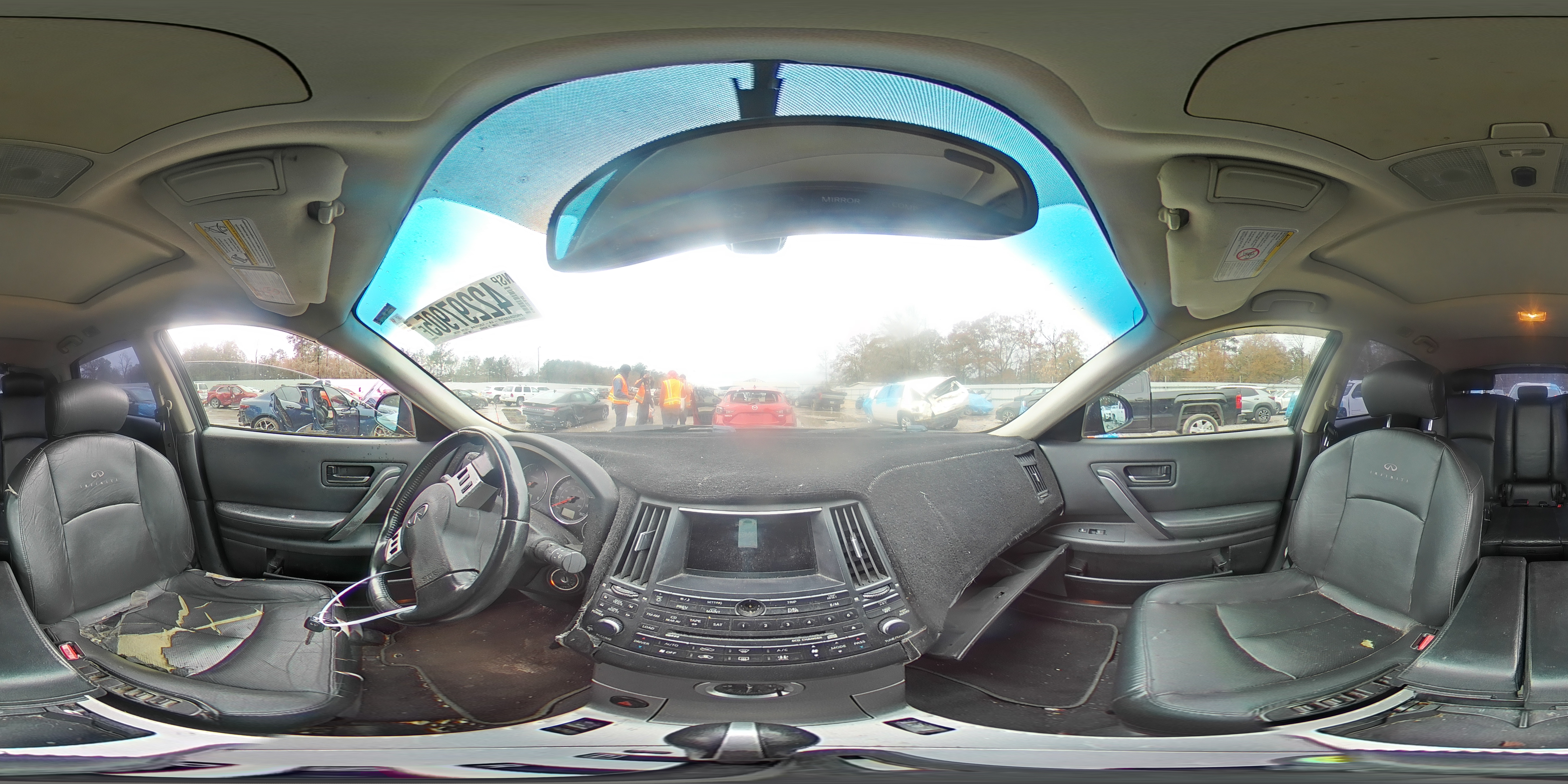 2005 Infiniti FX - Image 13