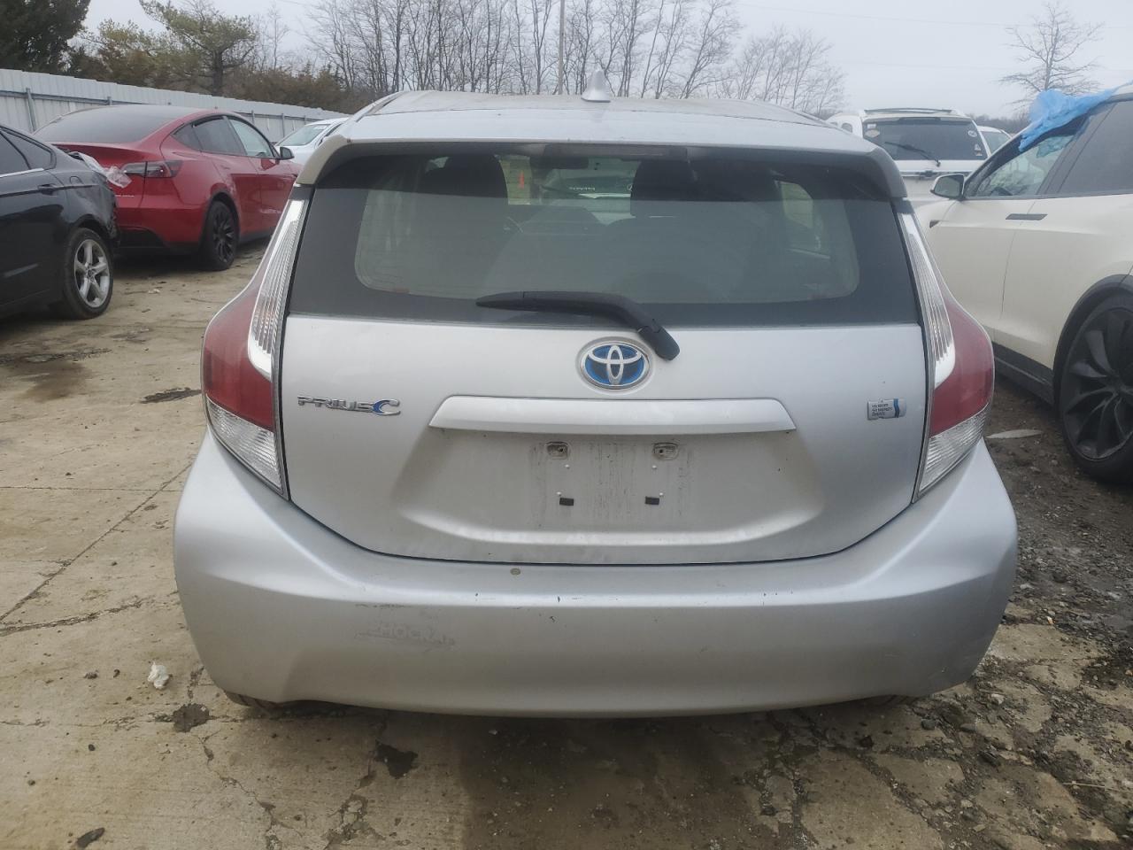 2015 Toyota Prius - Image 6