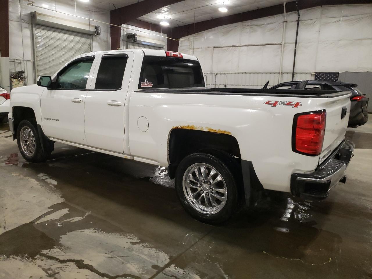 2014 Chevrolet Silverado - Image 2