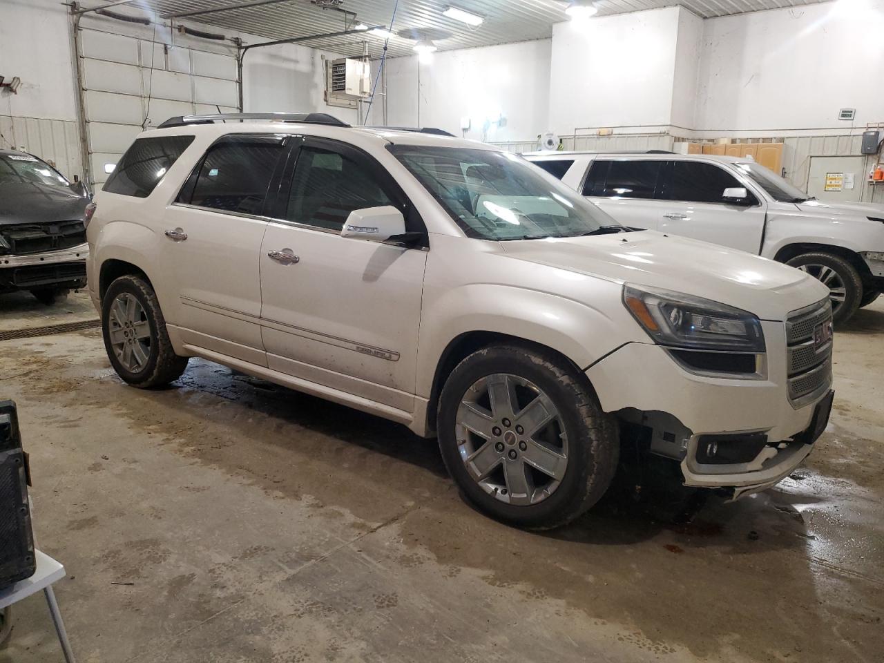 2013 GMC Acadia - Image 4