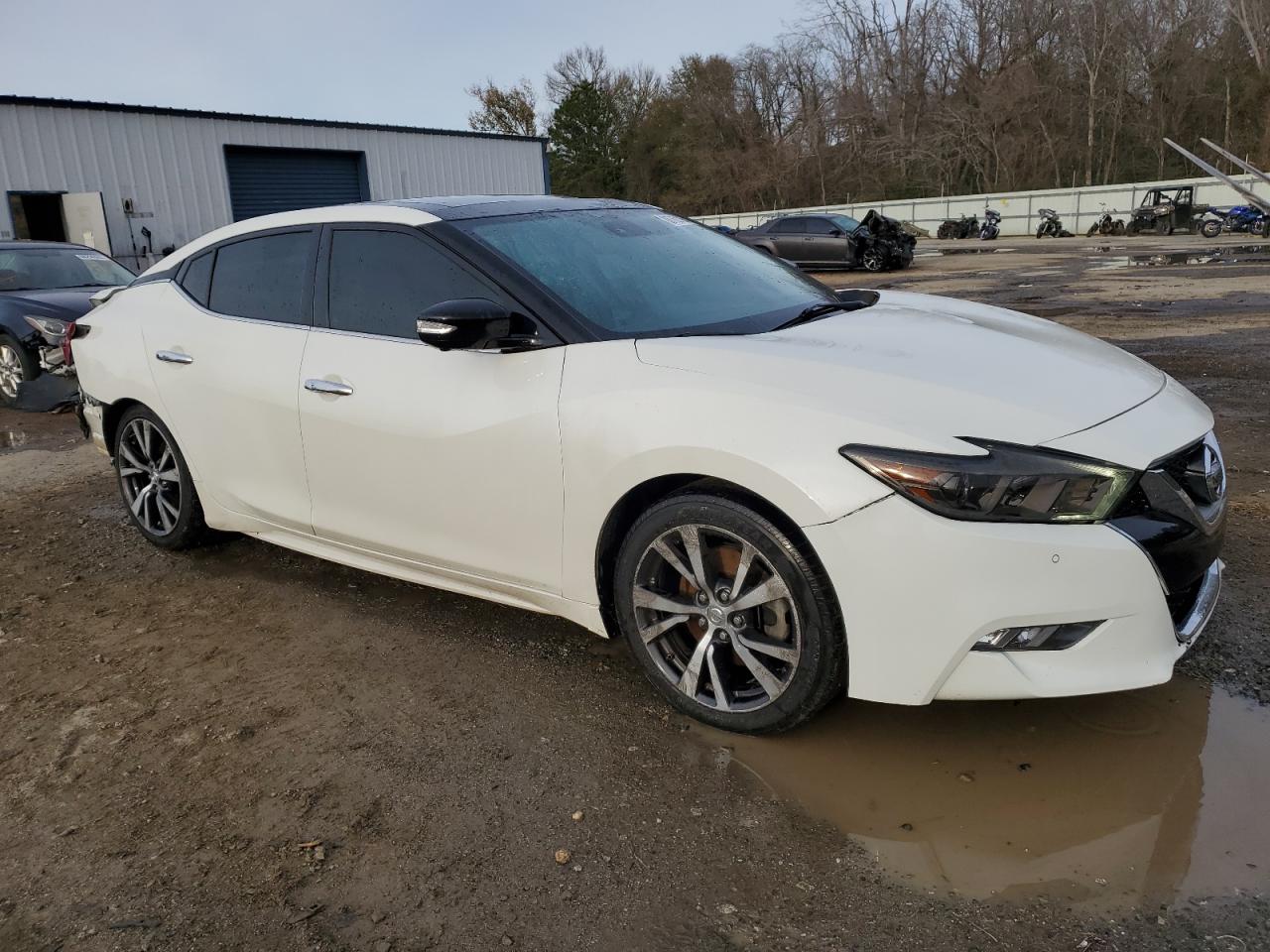 2017 Nissan Maxima - Image 4
