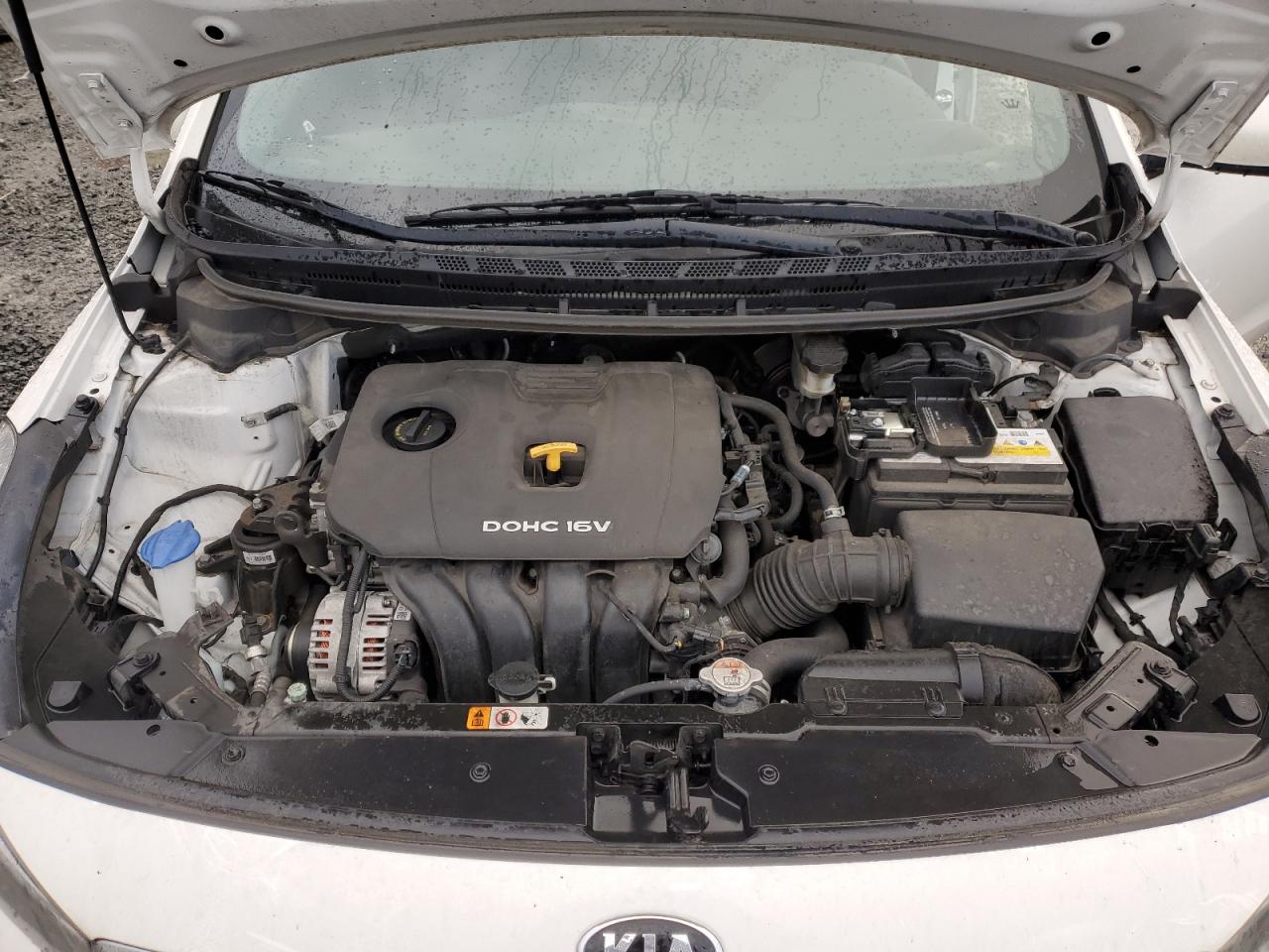 VIN 3KPFK4A75JE239768 2018 KIA FORTE no.11