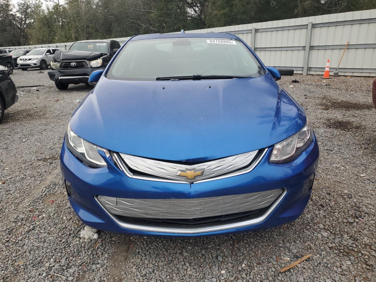 2017 Chevrolet Volt - Image 5