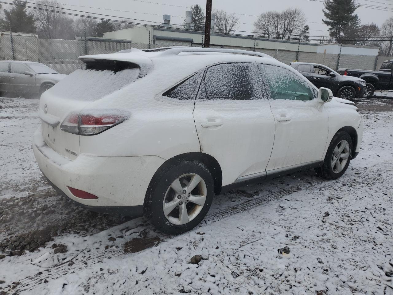 VIN 2T2BK1BA1EC239192 2014 LEXUS RX350 no.3