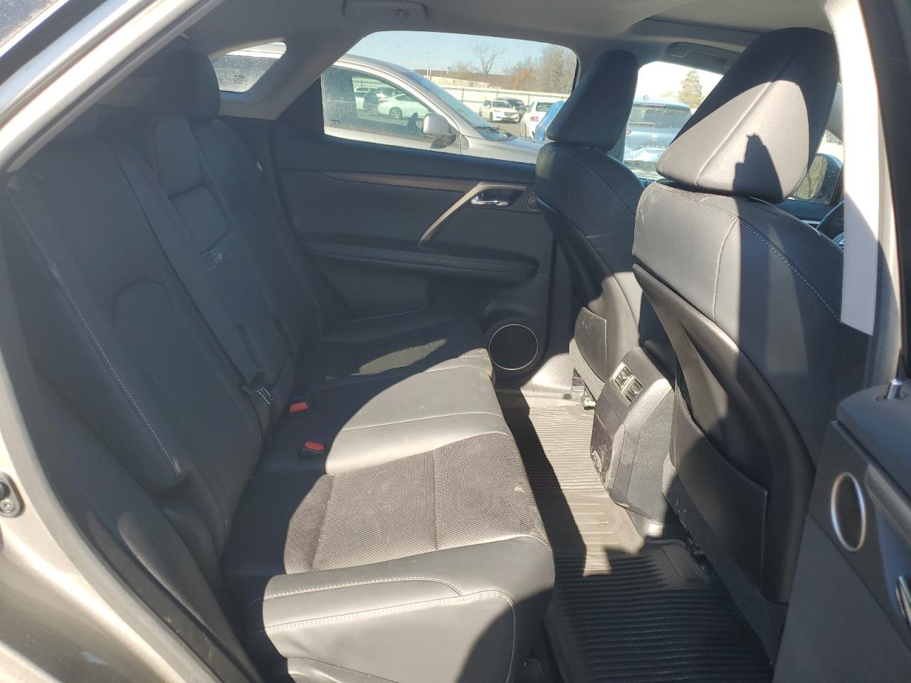 2022 Lexus RX - Image 11