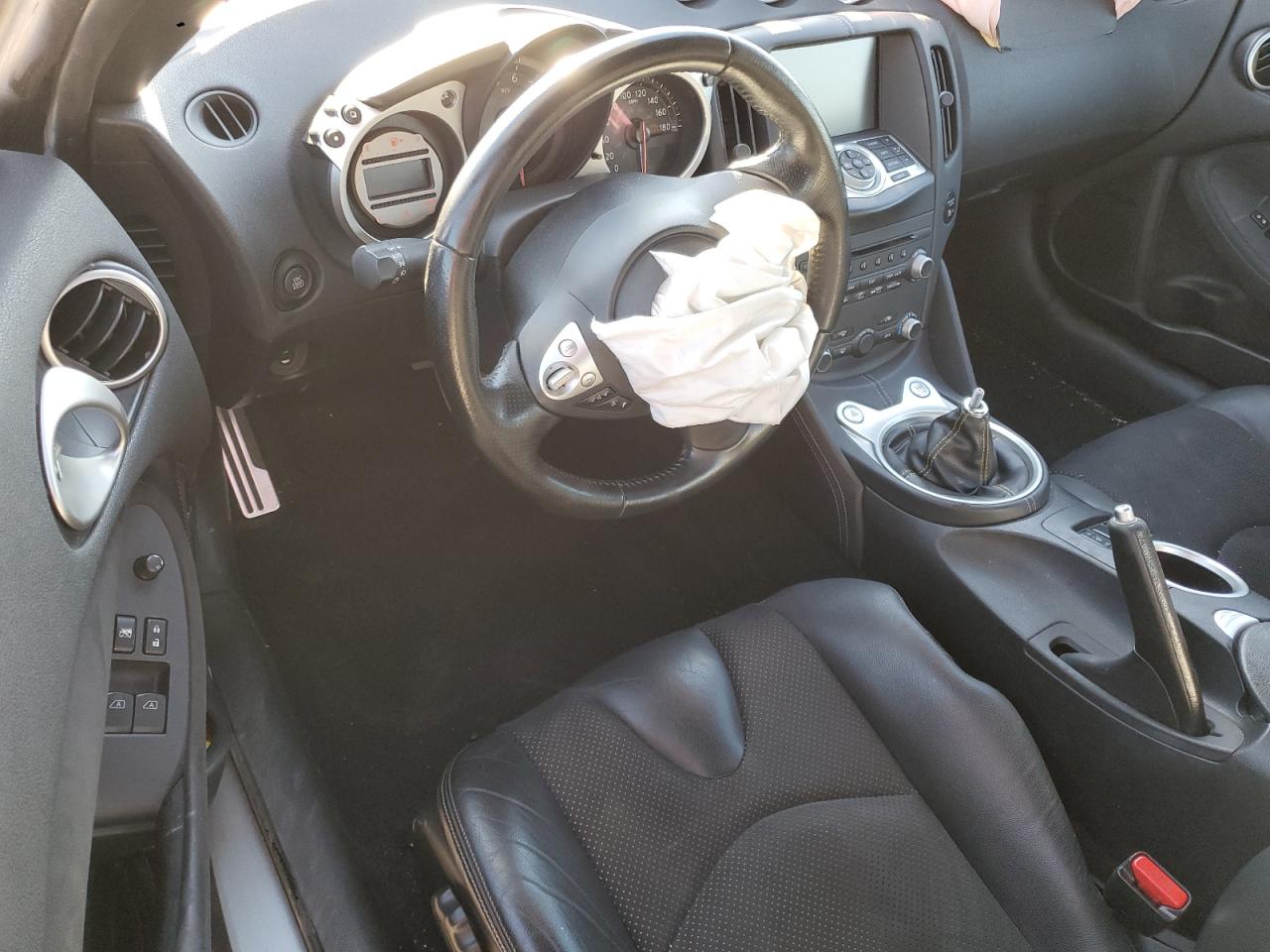 2010 Nissan 370Z - Image 8