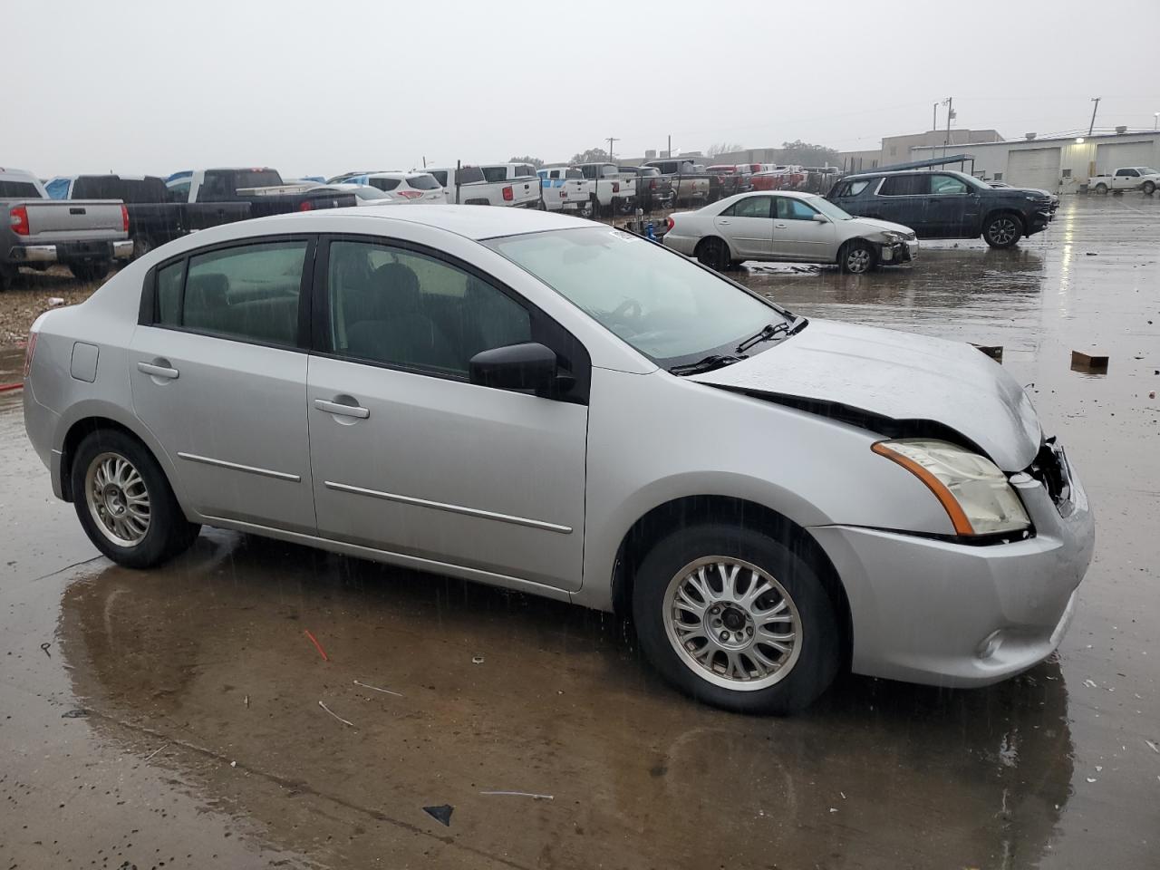 2010 Nissan Sentra - Image 4