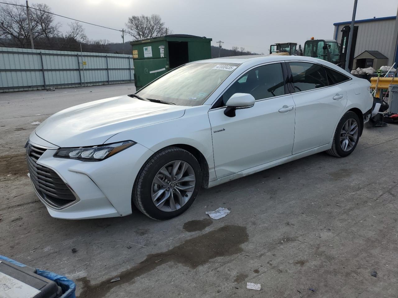 2021 Toyota Avalon - Image 1