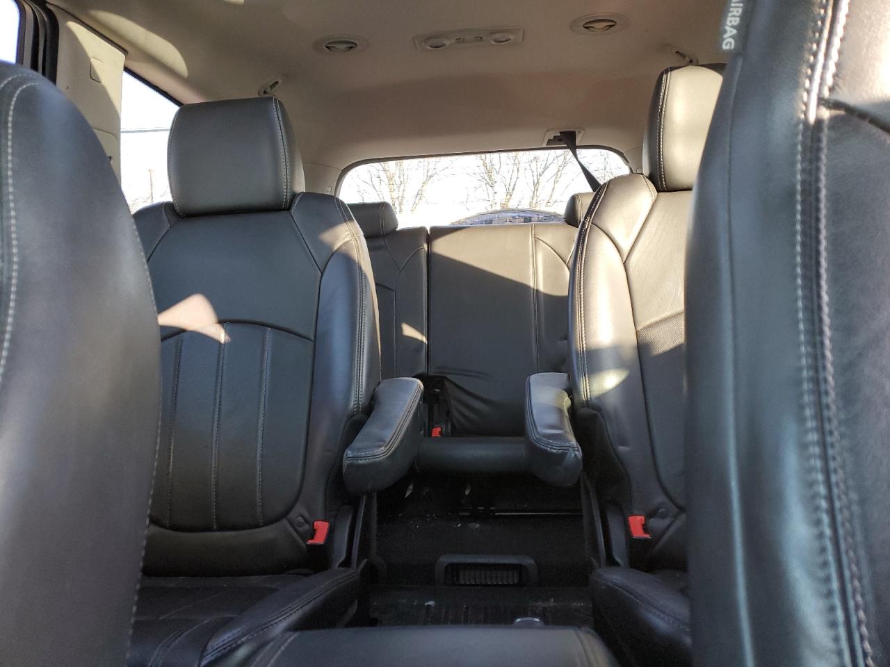 2013 Buick Enclave - Image 10