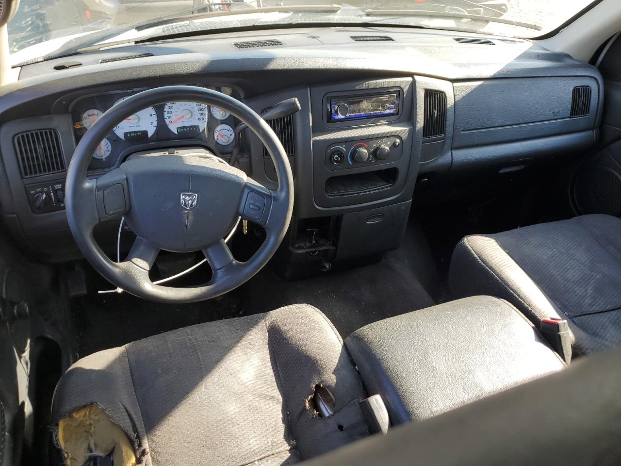 2004 Dodge RAM - Image 8