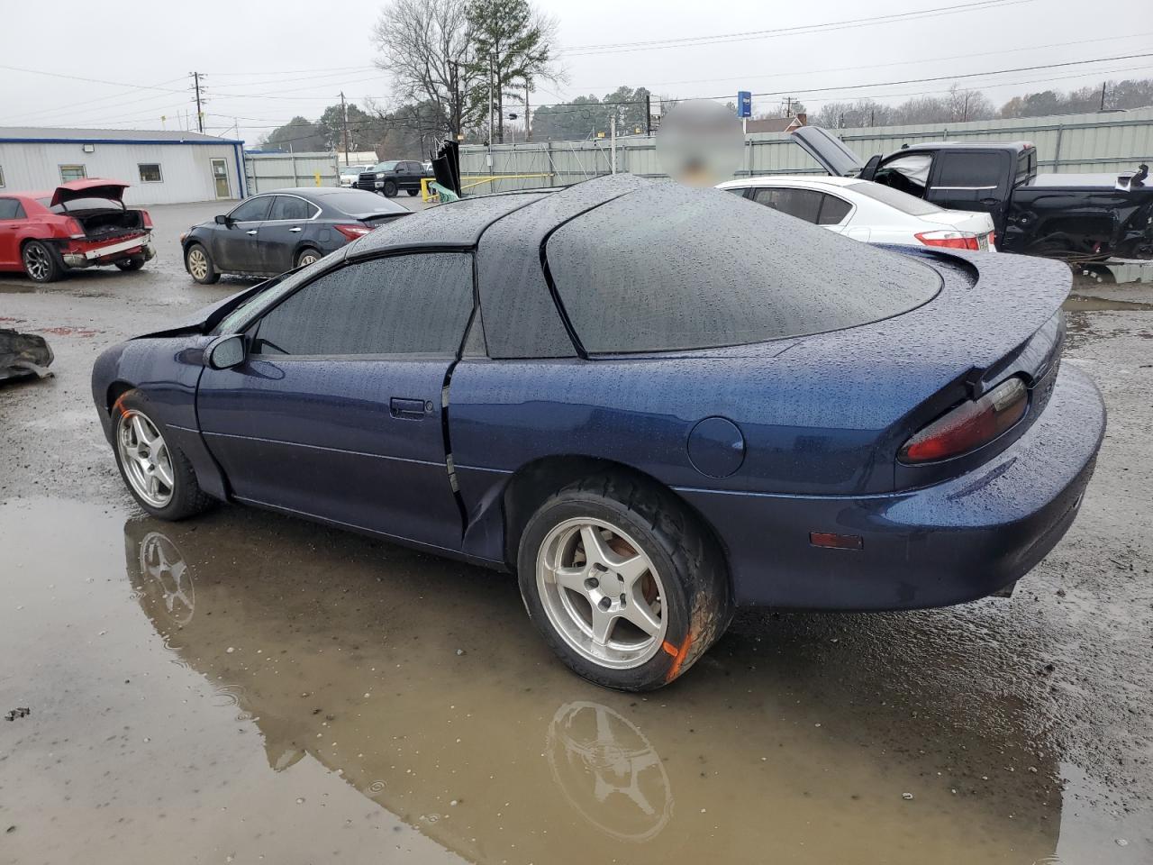 2002 Chevrolet Camaro - Image 2