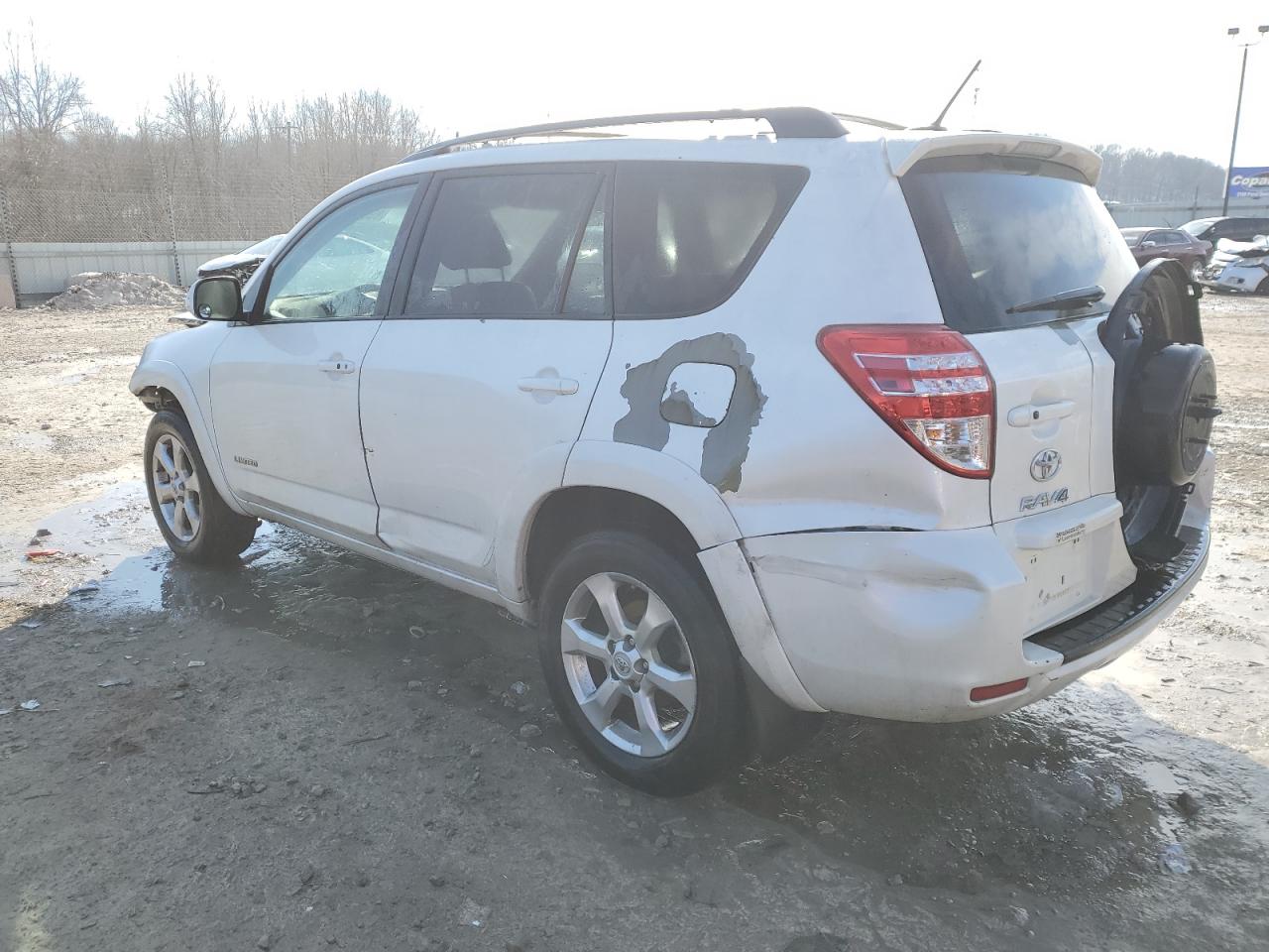 2011 Toyota RAV 4 - Image 2