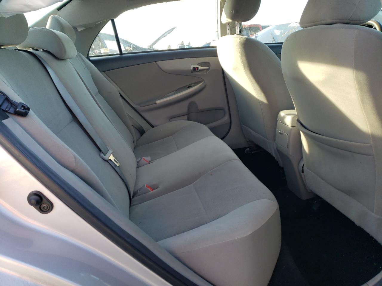 2012 Toyota Corolla - Image 10