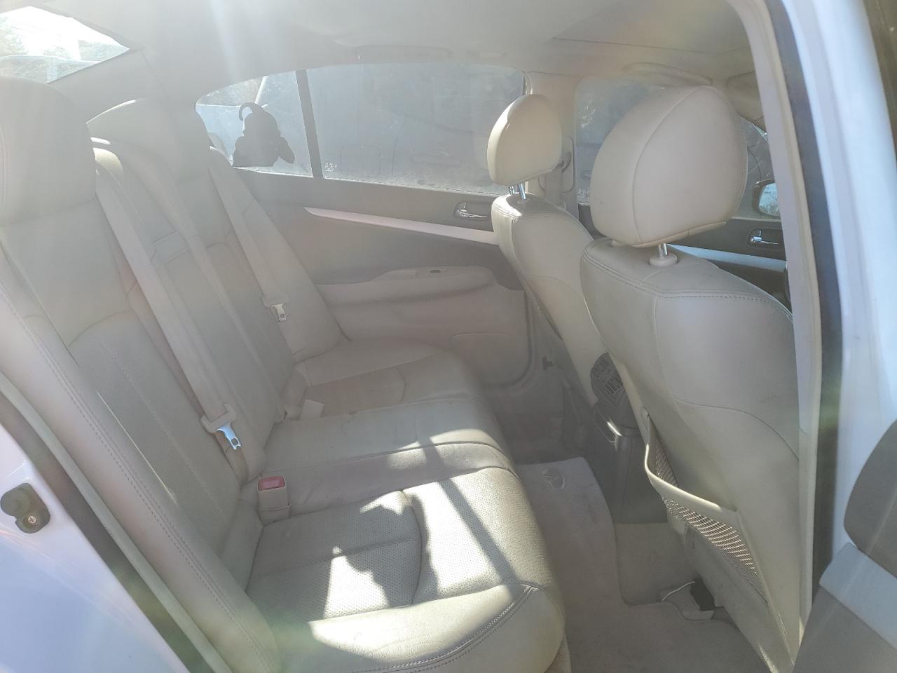 2009 Infiniti G - Image 10