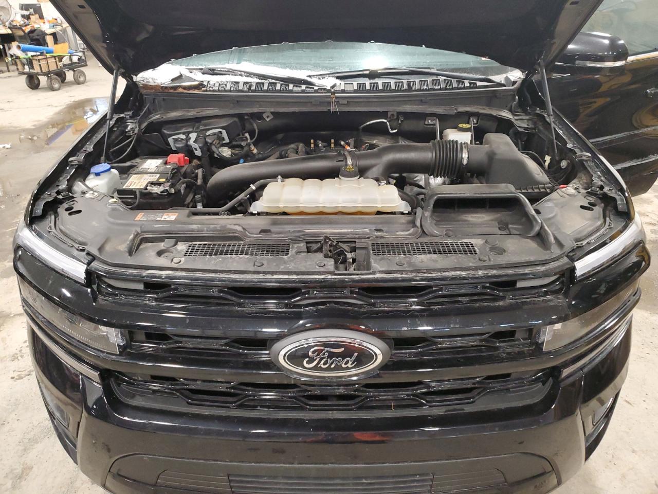 2022 Ford Expedition - Image 12