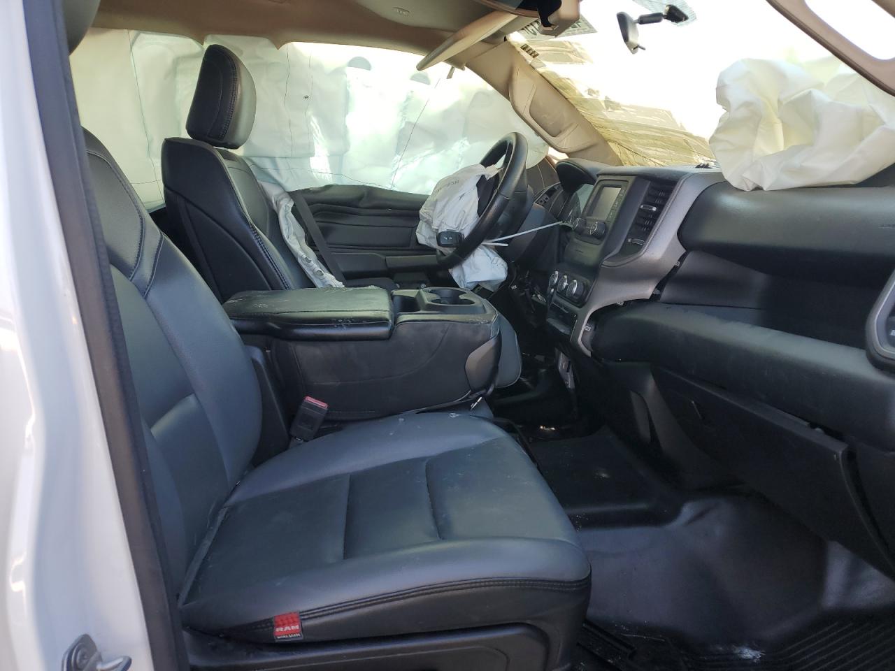 2020 RAM 1500 - Image 7