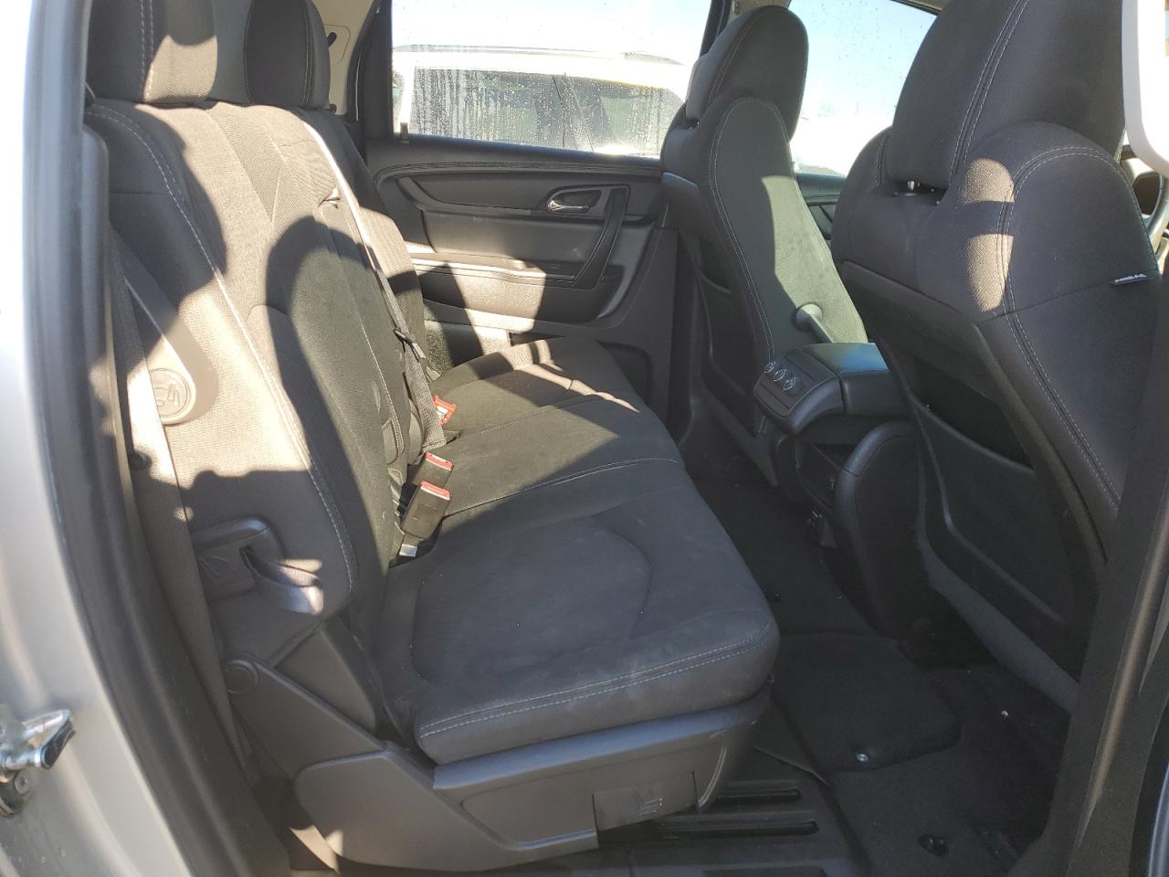 2016 GMC Acadia - Image 11