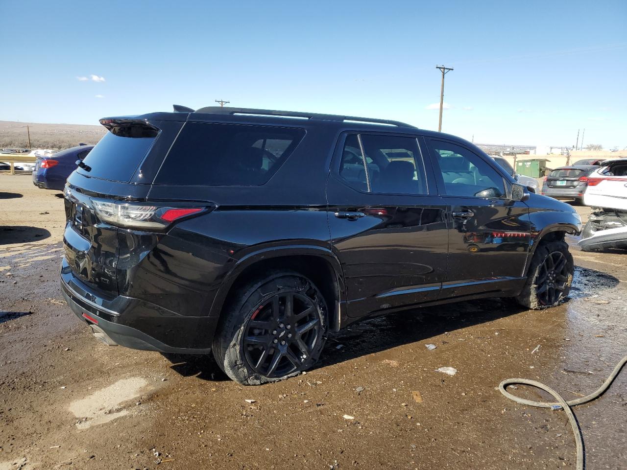 2021 Chevrolet Traverse - Image 3