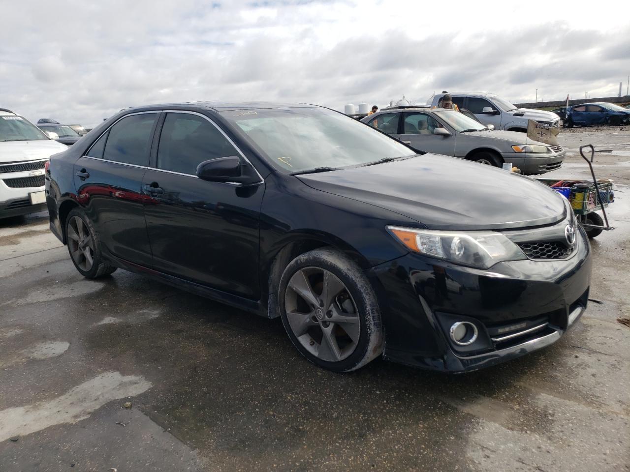 2012 Toyota Camry - Image 4