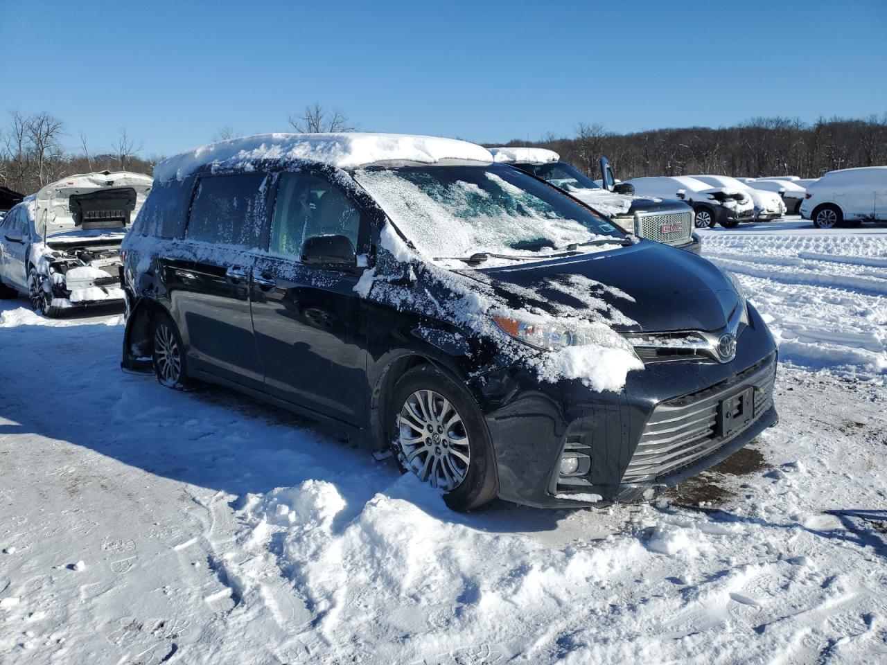 2020 Toyota Sienna - Image 4